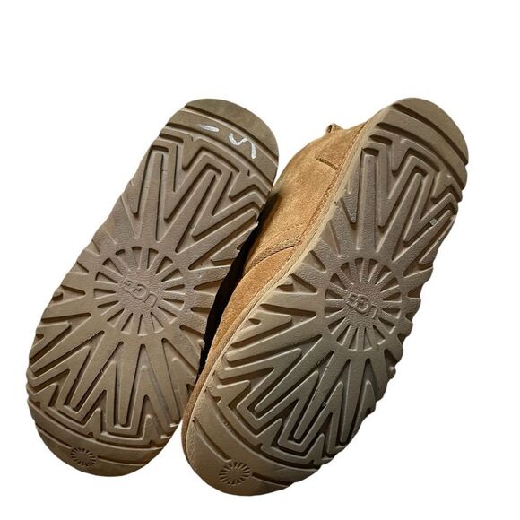 UGG Neumel Boot Women's Size 8 - Picture 7 of 9